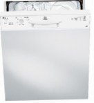 Indesit DPG 15 WH Lave-vaisselle taille réelle intégré en partie