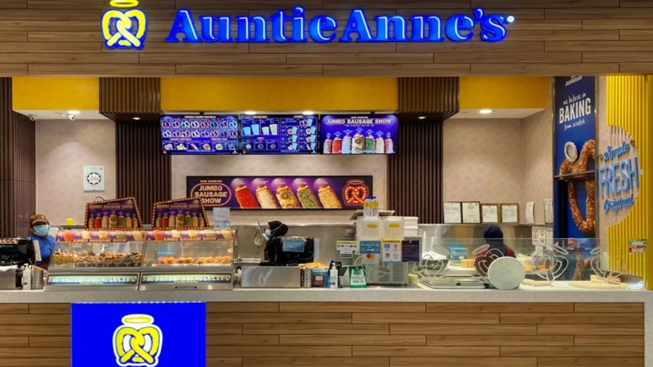 Auntie Anne's $5 Gift Card US, $5.99
